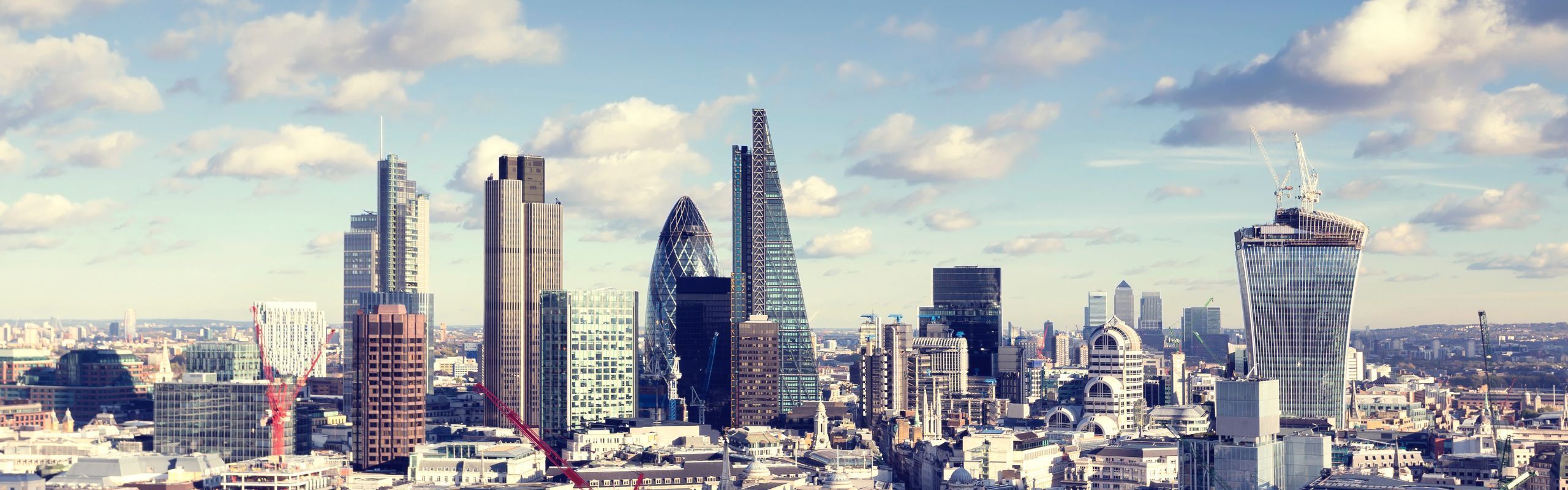 Financial Times: Scientists Charged Too Much to Come to Work in UK, Says Royal Society