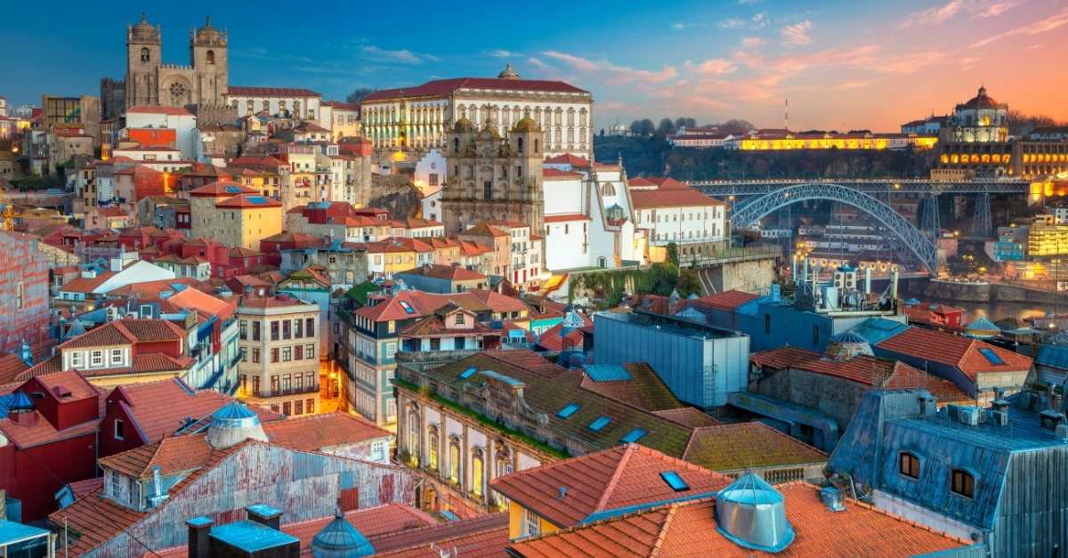 Money Times: Portugal Will Have a Visa for Digital Nomads; See Other European Countries Seeking Foreign Workers
