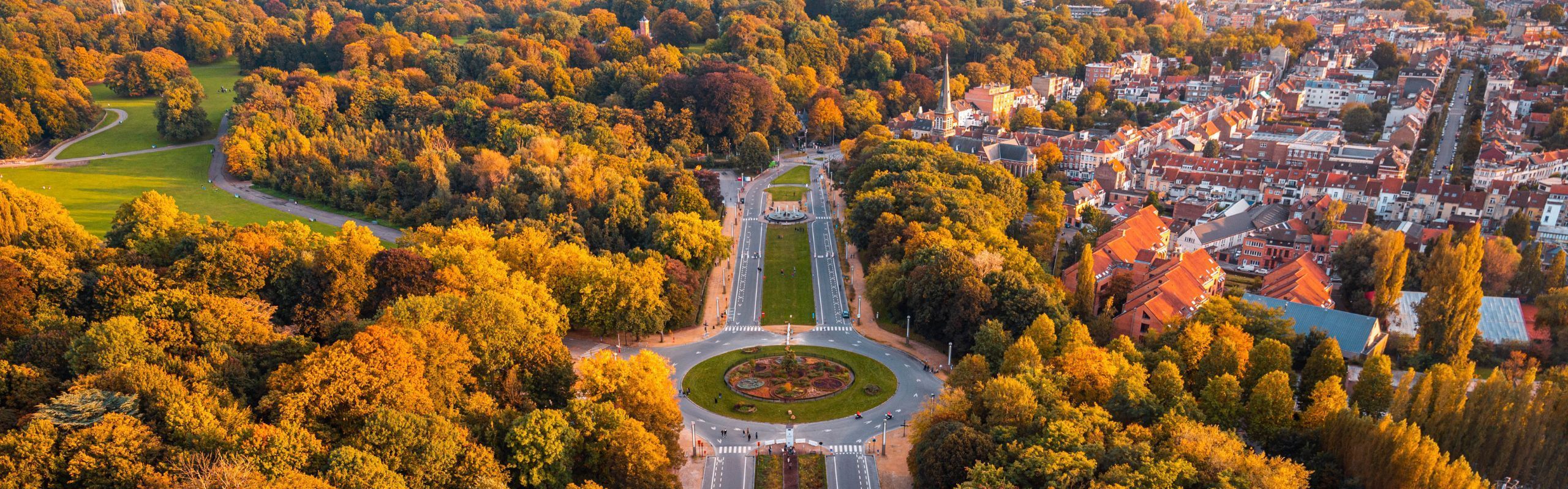 Image of a lush view of Heysel Park in Brussels