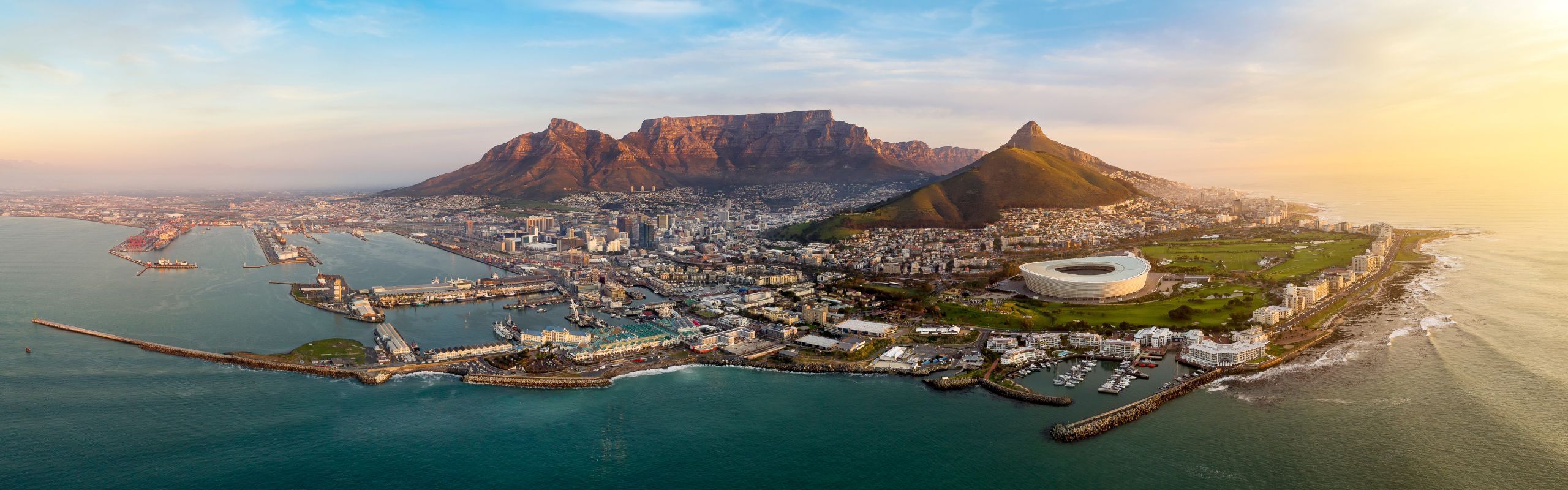 Image of Cape Town, South Africa as the sun begins to set